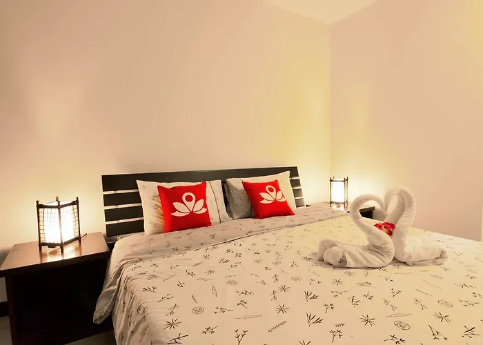 Zen Sukhumvit 81 Hotel 3*