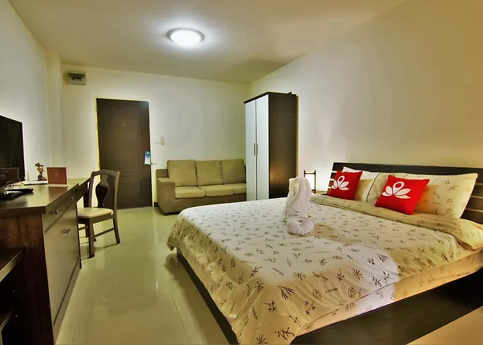 Zen Sukhumvit 81 3*