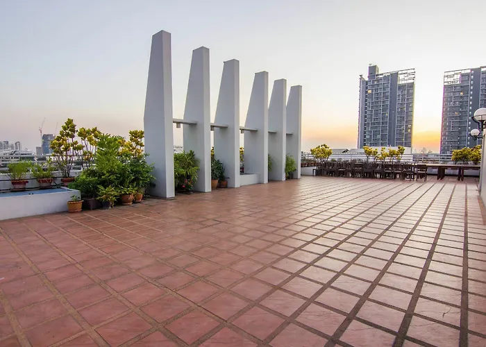 Zen Sukhumvit 81 3*