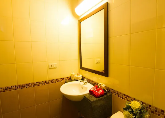 Zen Sukhumvit 81 3*